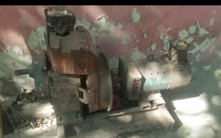 Hathras : हसायन सीएचसी में नवजात की मौत, पिता ने जिलाधिकारी से की कार्रवाई की मांग