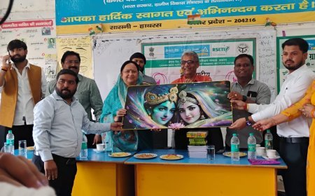 Hathras : हाथरस में अंतरराष्ट्रीय महिला दिवस पर महिलाओं को आत्मनिर्भर बनाने का कार्यक्रम