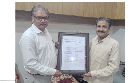 Hathras : हाथरस के साहित्यकार सेवक हाथरसी को “यथार्थ हुस्न” के लिए कनाडा से कॉपीराइट प्रमाणपत्र मिला