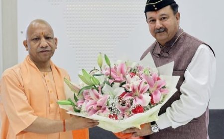 Lucknow : मुख्यमंत्री योगी आदित्यनाथ से मिले पूर्व सैनिक कल्याण निगम के प्रबंध निदेशक