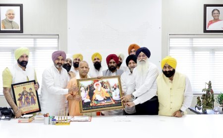 Lucknow : सिक्ख प्रतिनिधिमंडल ने मुख्यमंत्री योगी आदित्यनाथ से भेंट कर 'आनंद विवाह रजिस्ट्रेशन नियमावली' हेतु जताया आभार