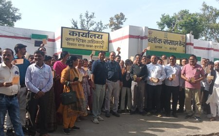 Hardoi:  टीईटी की अनिवार्यता खत्म करने को शिक्षकों का आंदोलन तेज, राष्ट्रपति-प्रधानमंत्री को भेजे पत्र।