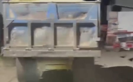 Saharanpur : मुजफ्फराबाद में अवैध बजरी खनन बेखौफ, पुलिस चौकी के सामने से ओवरलोड ट्रैक्टर-ट्रॉली गुजर रही