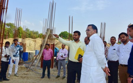 Lucknow : मंत्री नरेन्द्र कश्यप ने डॉ० शकुन्तला मिश्रा राष्ट्रीय पुनर्वास विश्वविद्यालय के निर्माण कार्यों का किया निरीक्षण 