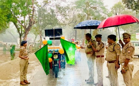 Bahraich : बारिश में भी नहीं थमा उत्साह, बहराइच में मिशन शक्ति बाइक रैली से फैली जागरूकता