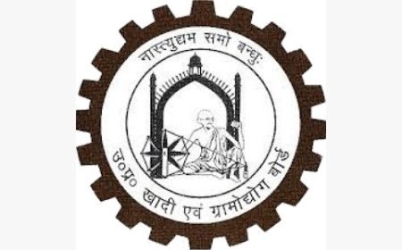 Gonda : टूल-किट्स वितरण से आत्मनिर्भरता को बढ़ावा, हर ब्लॉक के प्रधान होंगे सम्मानित