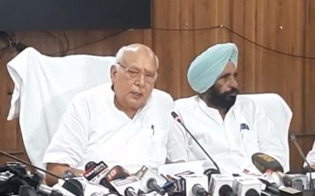 Lucknow : कृषि मंत्री सूर्य प्रताप शाही की प्रेसवार्ता- योगी सरकार में 86 लाख किसानों का 36 हजार करोड़ रुपये कर्ज किया गया माफ