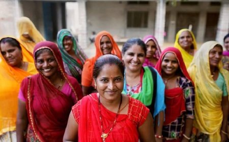 Lucknow : नव निर्माण के 9 वर्ष- ‘लाभार्थी’ से ‘लीडर’ की भूमिका में पहुंचीं प्रदेश की महिलाएं, नारी शक्ति के दम पर बदली यूपी की तस्वीर