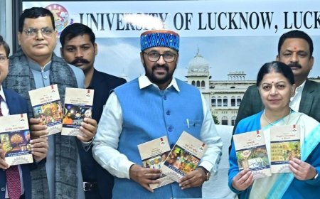 Lucknow : तकनीकी शिक्षा से सशक्त हो रहे युवा, उच्च मंत्री योगेंद्र उपाध्याय ने 400 छात्रों को दिए प्रमाणपत्र