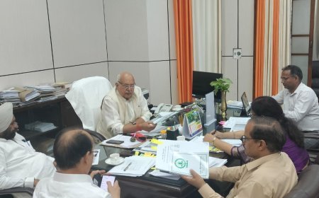 Lucknow : 31 मार्च तक फसलों के नुकसान का सर्वे पूरा करें बीमा कंपनियां- कृषि मंत्री