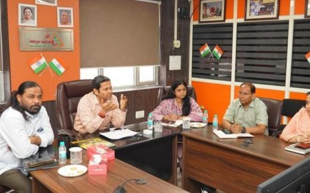 Lucknow : एआई तकनीक से प्रशासनिक कार्यों में आएगी तेजी, यूपीएसडीएम में दो दिवसीय कार्यशाला आयोजित- पुलकित खरे