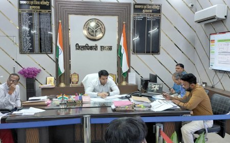 Hathras : अमृत 2.0 पेयजल योजनाओं की समीक्षा, जिलाधिकारी ने कार्यों में तेजी लाने के दिए निर्देश