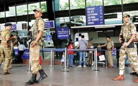 देश के 70 हवाई अड्डों की सुरक्षा में बड़ा बदलाव, 12 हजार CISF जवानों को हटाए जाने का प्रस्ताव।
