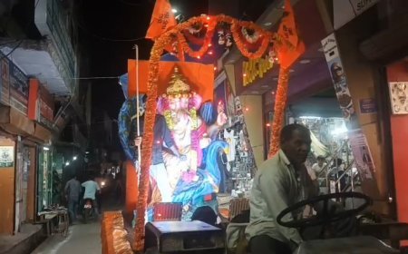 Sambhal : सम्भल में रामनवमी जुलूस धूमधाम से निकला, पोस्टर को लेकर दो पक्षों में विवाद