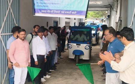 Hardoi: हरदोई में स्वच्छता को मिली नई रफ्तार: 13 ग्राम पंचायतों को ई-गार्बेज लोडर व ई-ड्रेन कार्ट वितरित। 