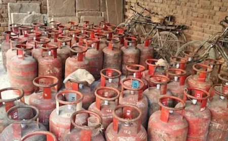 Deoband : गैस सिलिंडरों की हो रही कालाबाजारी, भाकियू की धरना प्रदर्शन की चेतावनी