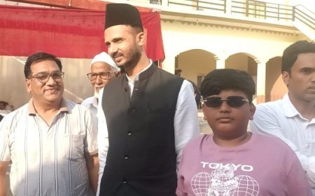 Sambhal: अमेरिका में ट्रंप के खिलाफ विरोध प्रदर्शन पर बोले सांसद बर्क, 'गलत नीतियों के खिलाफ अब जनता भी उठा रही है आवाज'।