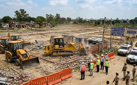 Lucknow: चिनहट, इंदिरा नगर, काकोरी व दुबग्गा में 14 अवैध प्लाटिंग ध्वस्त, एलडीए उपाध्यक्ष प्रथमेश कुमार के निर्देश पर प्रवर्तन जोन-3, जोन-5 एवं जोन-7 की टीम ने की कार्रवाई। 