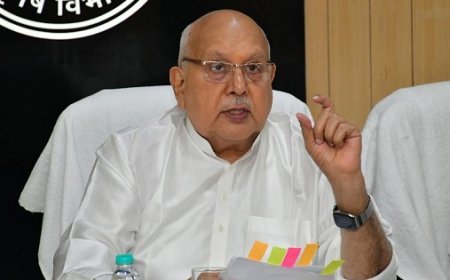 Lucknow: बजट व्यय करने में लापरवाही बरतने वाले अधिकारियों के वेतन से की जाएगी भरपाई: सूर्य प्रताप शाही