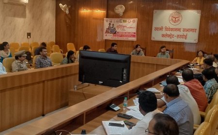 Hardoi: मिशन शक्ति के तहत सभी विभागों में महिला हेल्प डेस्क की स्थापना की जाये- अनुनय झा