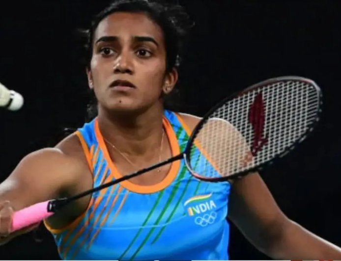 पीवी सिंधु इजरायल-ईरान संघर्ष के बीच दुबई एयरपोर्ट पर फंसीं, अमेरिका-इजरायल हमलों के बाद उड़ानें रद्द, सिंधु ऑल इंग्लैंड ओपन के लिए जा रही थीं