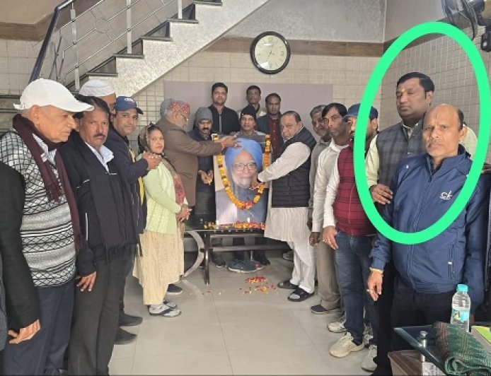 Hapur: हापुड़ कांग्रेस में बगावत का तड़का- UGC विरोध पर दो पदाधिकारी पदमुक्त, पलटवार तेज।