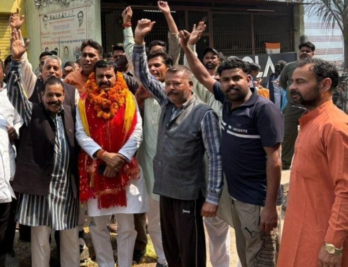 Deoband : भाजपा जिला अध्यक्ष अजीत राणा का कार्यकर्ताओं ने किया जोरदार स्वागत