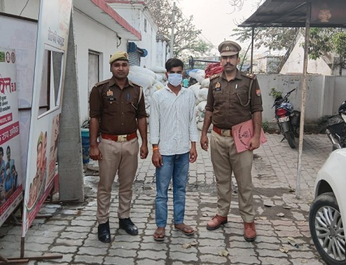 Hardoi: अवैध तमंचा व कारतूस के साथ एक युवक गिरफ्तार। 