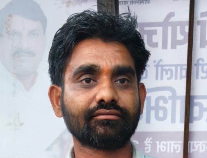 भ्रूण लेकर कोर्ट पहुंचा पिता, बोला- 'जज साहब अब सबूत दिखाने के लिए शायद मैं भी जिंदा न रहूं', मध्य प्रदेश हाईकोर्ट में सनसनी।