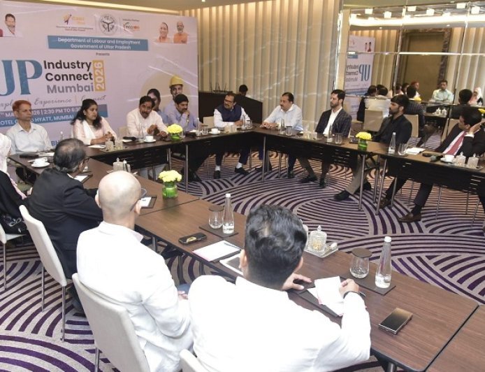 उत्तर प्रदेश इंडस्ट्री कनेक्ट–मुंबई 2026: कौशल विकास और रोजगार के अवसरों को सशक्त बनाने के लिए सरकार–उद्योग साझेदारी पर जोर। 