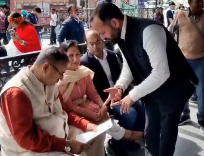 Mussoorie : मसूरी में क्षतिग्रस्त राष्ट्रीय राजमार्ग का निरीक्षण, मंत्री गणेश जोशी ने दिए सख्त निर्देश