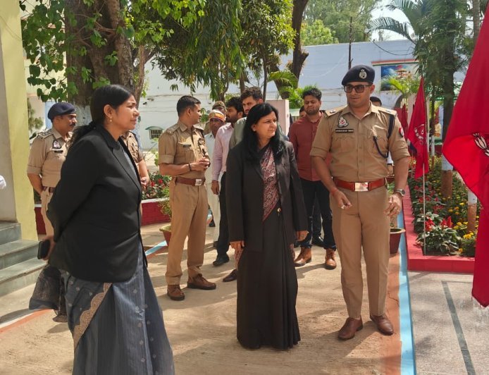 Hardoi : जिला जज, जिलाधिकारी और पुलिस अधीक्षक ने हरदोई जेल का संयुक्त निरीक्षण किया