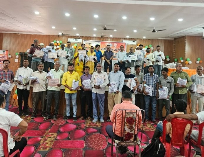 Hardoi: नव निर्माण के नौ वर्ष: हरदोई में कृषि, पशुपालन व उद्यान विभाग ने गिनाईं किसानों के विकास की उपलब्धियां। 