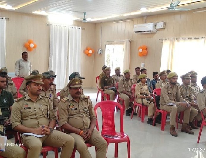 Pilibhit: पीलीभीत टाइगर रिजर्व में वनाग्नि प्रबन्धन कार्यशाला का हुआ आयोजन।