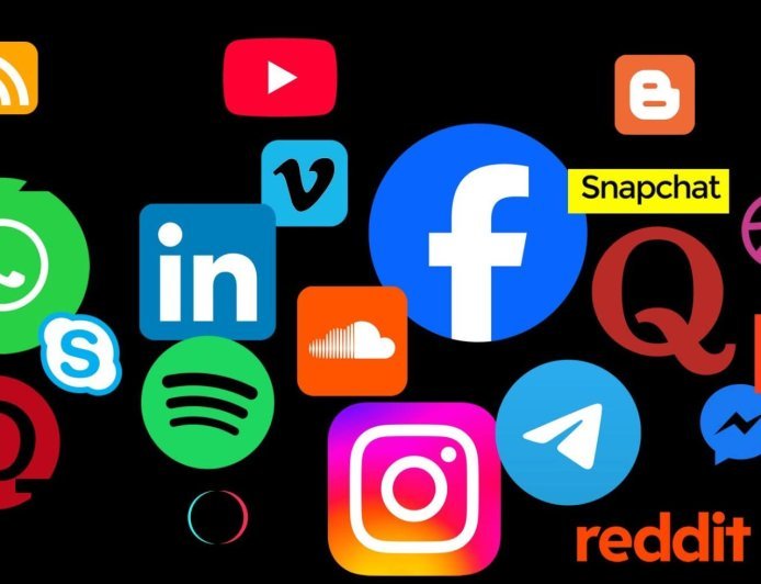 डिजिटल मायाजाल में खोती मुस्कान: सोशल मीडिया की लत ने छीनी युवाओं की खुशहाली, वर्ल्ड हैप्पीनेस रिपोर्ट में बड़ा उलटफेर