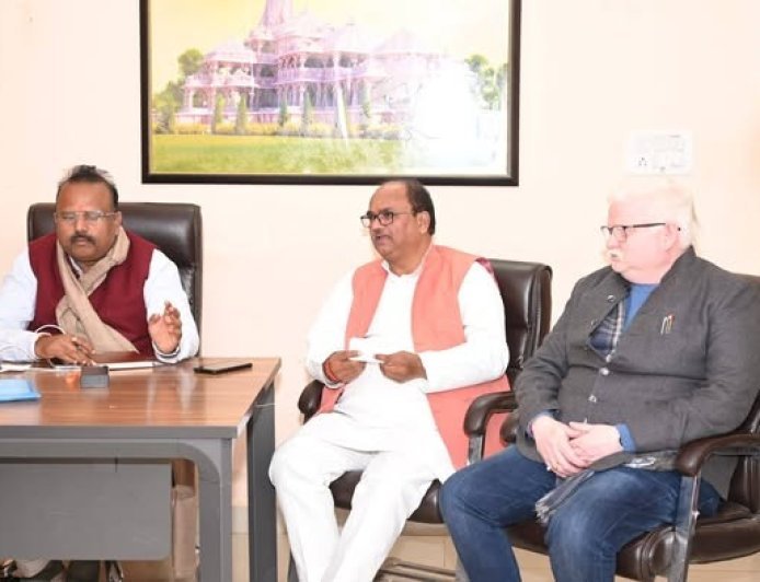 Pratapgarh : प्रतापगढ़ में भाजपा ने जिला पदाधिकारियों की नई टीम बनाई