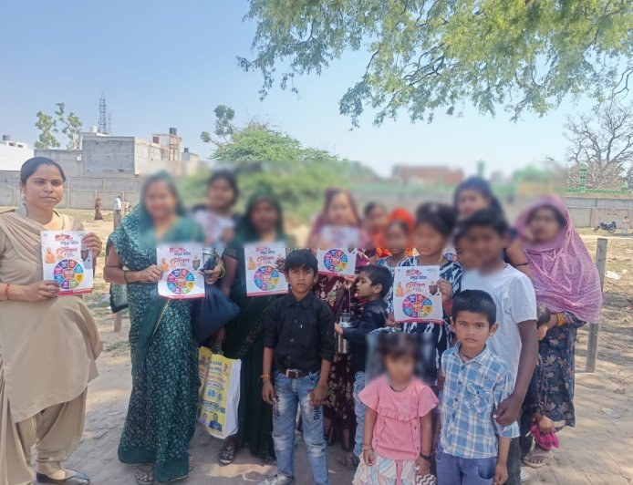 Hathras : पुलिस ने मिशन शक्ति के तहत महिलाओं और बालिकाओं को सुरक्षा व अधिकारों के प्रति किया जागरूक