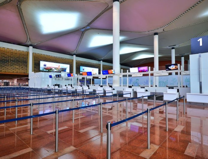 Lucknow : पीएम मोदी करेंगे नोएडा इंटरनेशनल एयरपोर्ट के फेज-1 का लोकार्पण, उत्तर भारत को नई उड़ान देगा यूपी