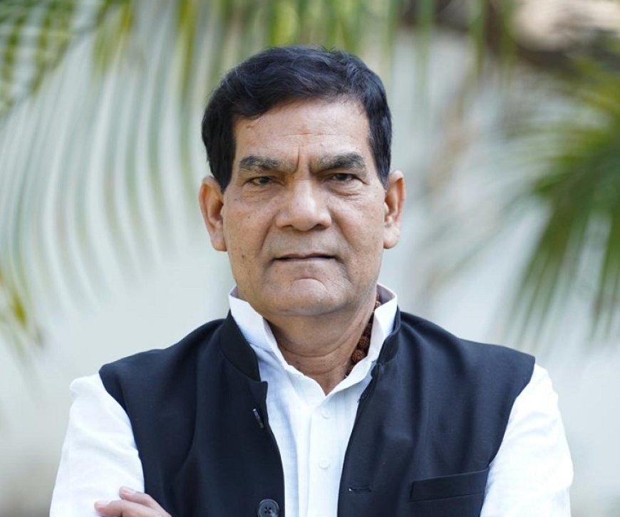 Lucknow: नगर विकास एवं ऊर्जा मंत्री ए के शर्मा ने होलिका दहन एवं होली की प्रदेशवासियों को दी शुभकामनाएं। 