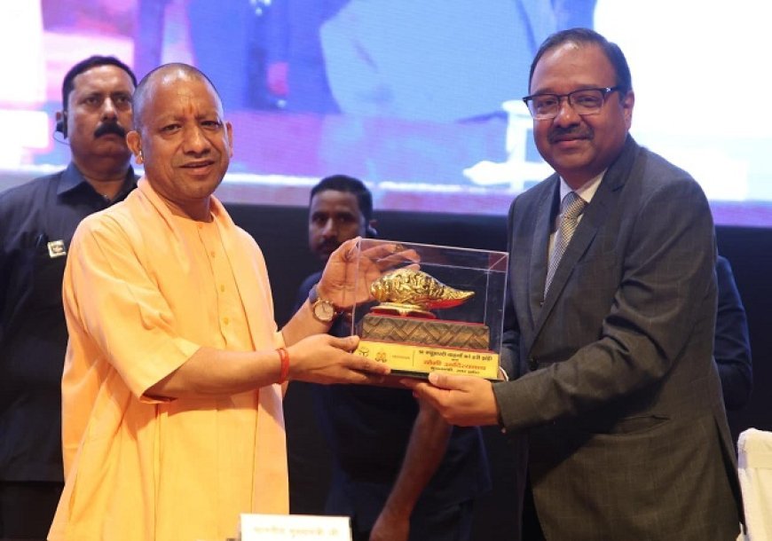 Lucknow: सेफ यूपी की ओर बड़ा कदम: CM योगी ने 50 QRT वाहनों को दिखाई हरी झंडी