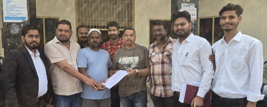 Bajpur: सफाई न होने से सुल्तानपुर नगर में गंदगी का अंबार, ईद से पहले उठी सफाई की मांग। 