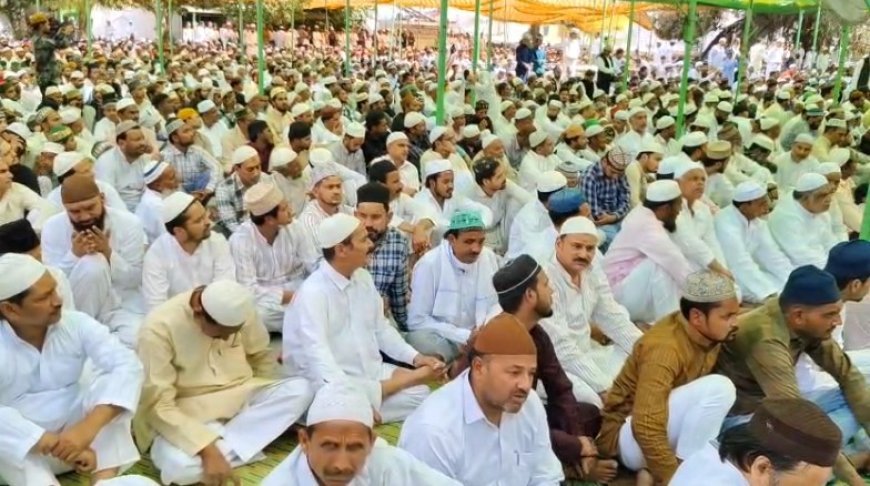 Sambhal: शांति और सौहार्द के साथ संपन्न हुई जुमा अलविदा की नमाज़, जनपद में कड़े सुरक्षा इंतजाम। 