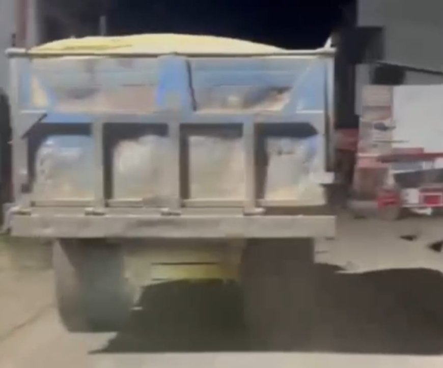 Saharanpur : मुजफ्फराबाद में अवैध बजरी खनन बेखौफ, पुलिस चौकी के सामने से ओवरलोड ट्रैक्टर-ट्रॉली गुजर रही