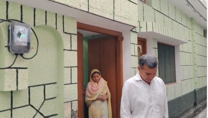 Sambhal : सम्भल में दीपा सराय की महिला जासूसी के आरोप में ATS के शिकंजे में, सास बोलीं 'सिर्फ पूछताछ के लिए ले गए हैं'