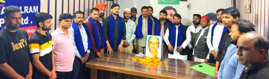 Bajpur : समाजवादी बाबा साहब वाहिनी ने कांशीराम की जयंती को पीडीए दिवस के रूप में मनाया