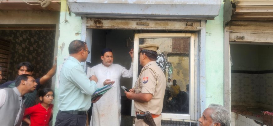 Deoband : देवबंद में अवैध मीट दुकानों पर कार्रवाई, 7 दुकानों पर चालान काटा गया