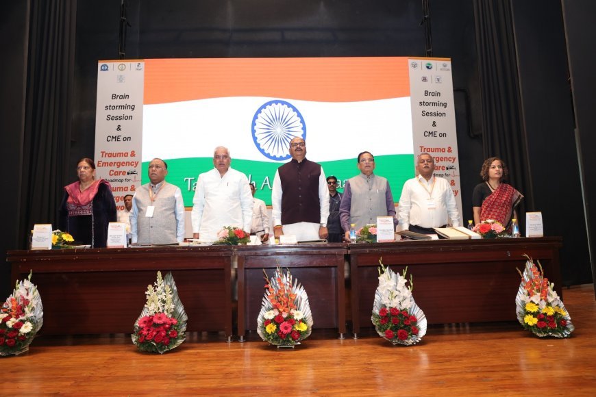 Lucknow : प्रदेश सरकार का लक्ष्य-प्रदेश के प्रत्येक नागरिक को समय पर और बेहतर आपातकालीन चिकित्सा सेवाएं हों उपलब्धः बृजेश पाठक, उप मुख्यमंत्री