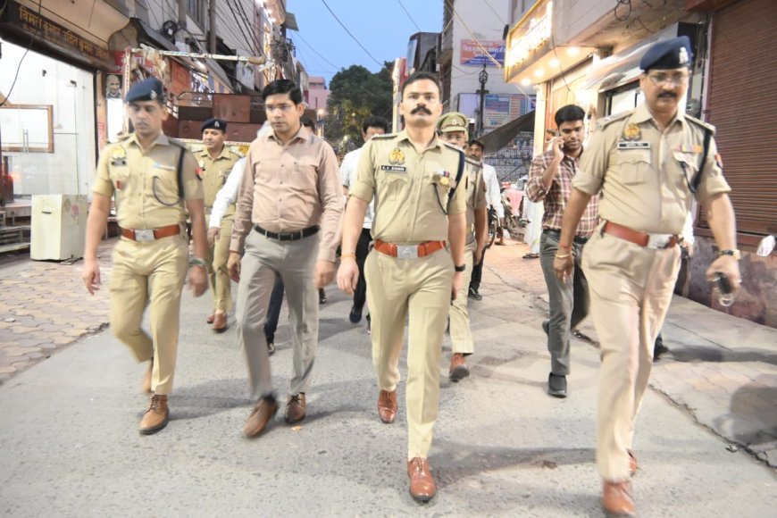 Sambhal : नवरात्रि–ईद को लेकर संभल में हाई अलर्ट: 18 जुलूस, 872 नमाज़ स्थल, 1100 से ज्यादा लोग पाबंद