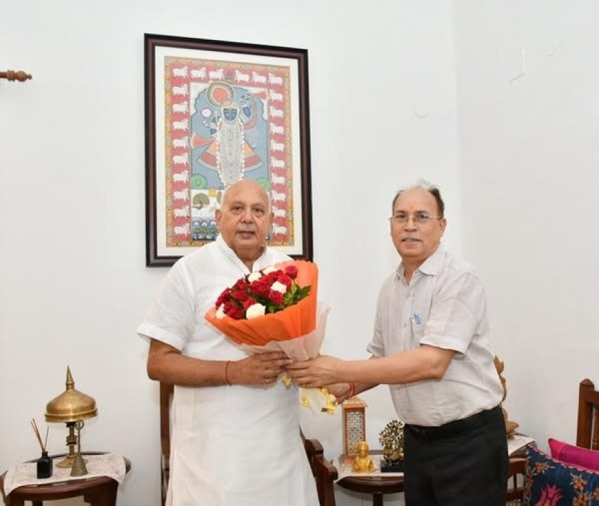 Lucknow : कृषि विभाग में 11 मृतक आश्रितों को मिला सेवा का अवसर, कनिष्ठ सहायक के पद पर दी गई नियुक्ति