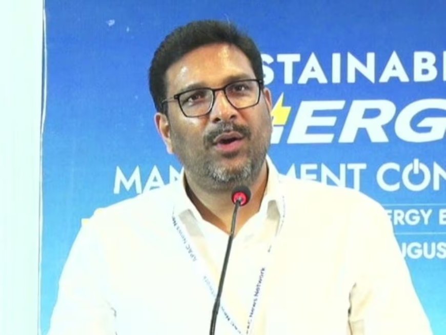 सीनियर IAS संजीव हंस पर सीबीआई का शिकंजा, बिल्डर से 1 करोड़ की रिश्वत लेकर कमीशन के फैसले प्रभावित करने का आरोप